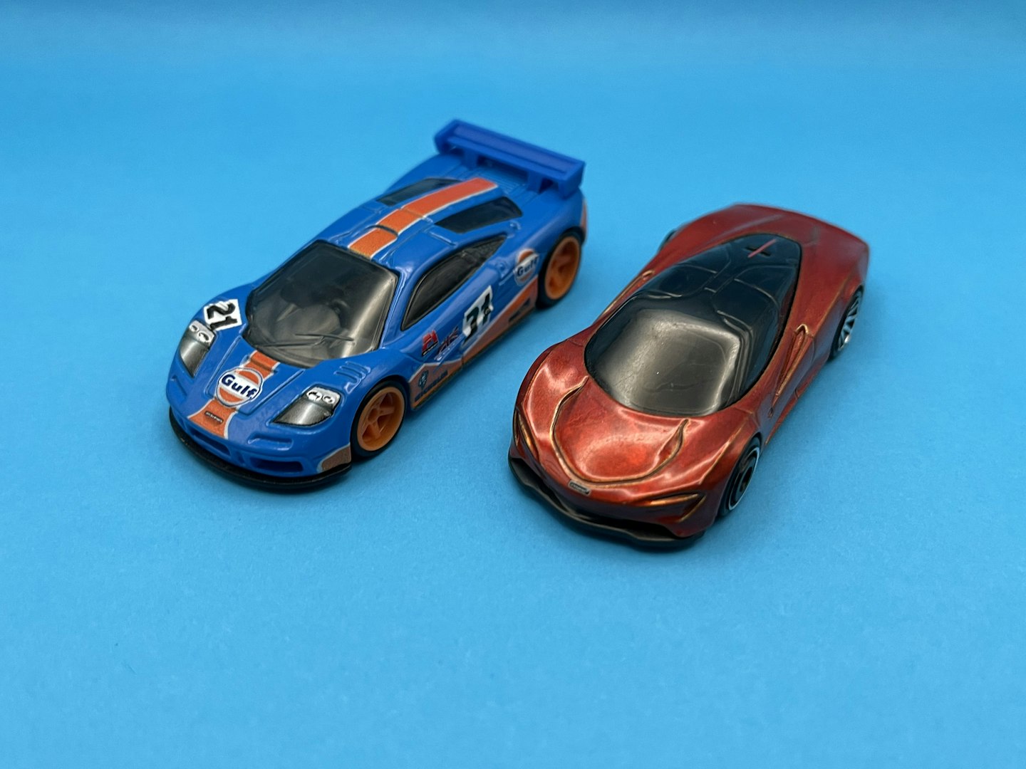 The two Hot Wheels McLarens