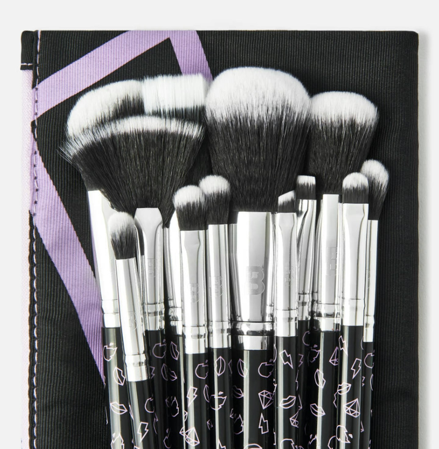 By BEAUTY BAY Iconic 12 Piece Brush Set