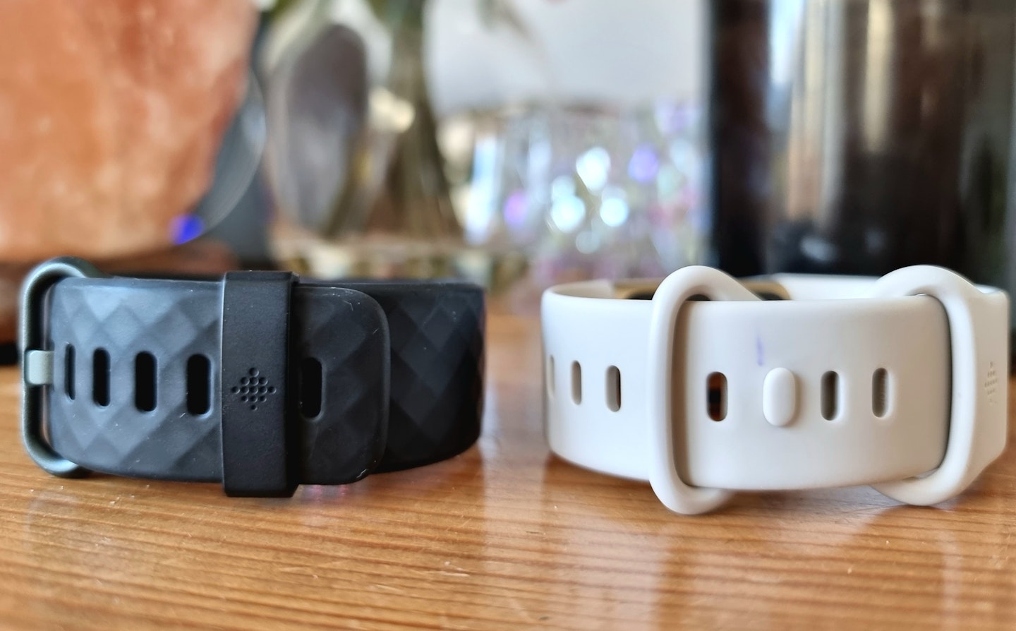 Fitbit Charge 5 vs Fitbit Charge 4 Review