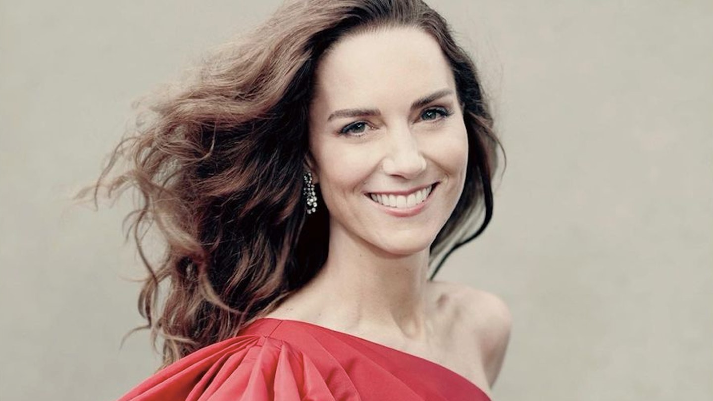 Kate Middleton 40th Birthday Portraits: The Dresses Kate Middleton 40th Birthday Portraits: The Dresses