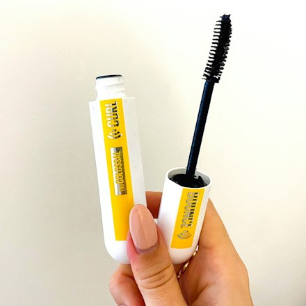 I tried Maybelline’s new Colossal Curl Bounce Mascara and here are my