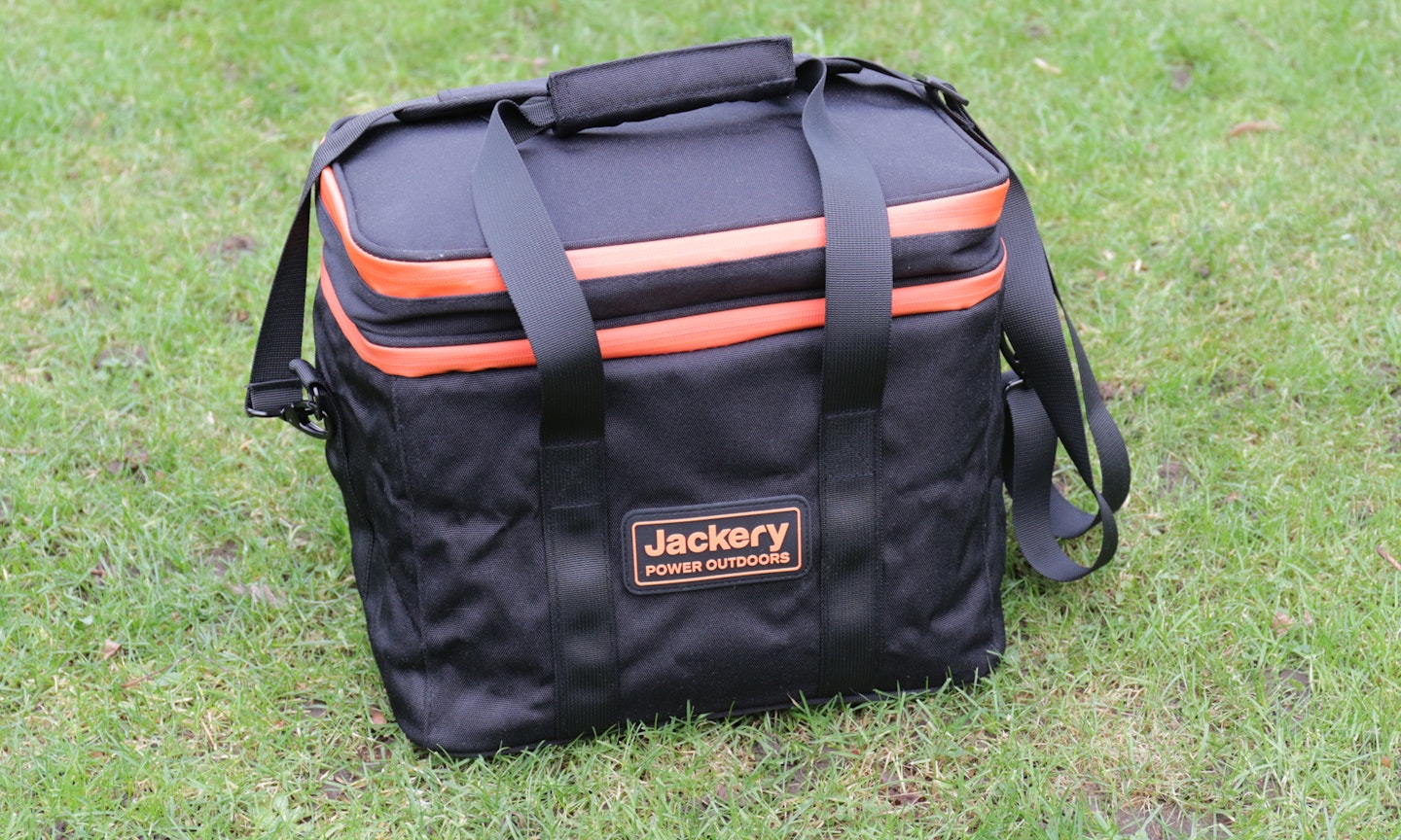 Jackery Explorer 500 carrying case