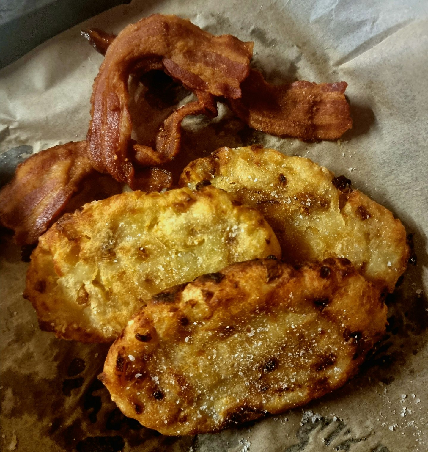 Hash browns and bacon cooked in air fryer