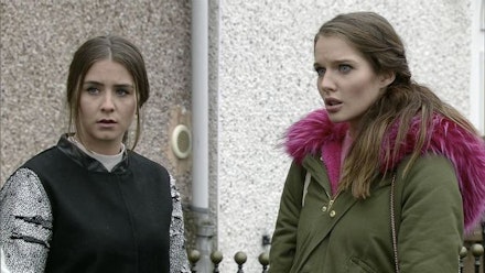 Coronation Street legend returns to the cobbles 🕷️ | Closer