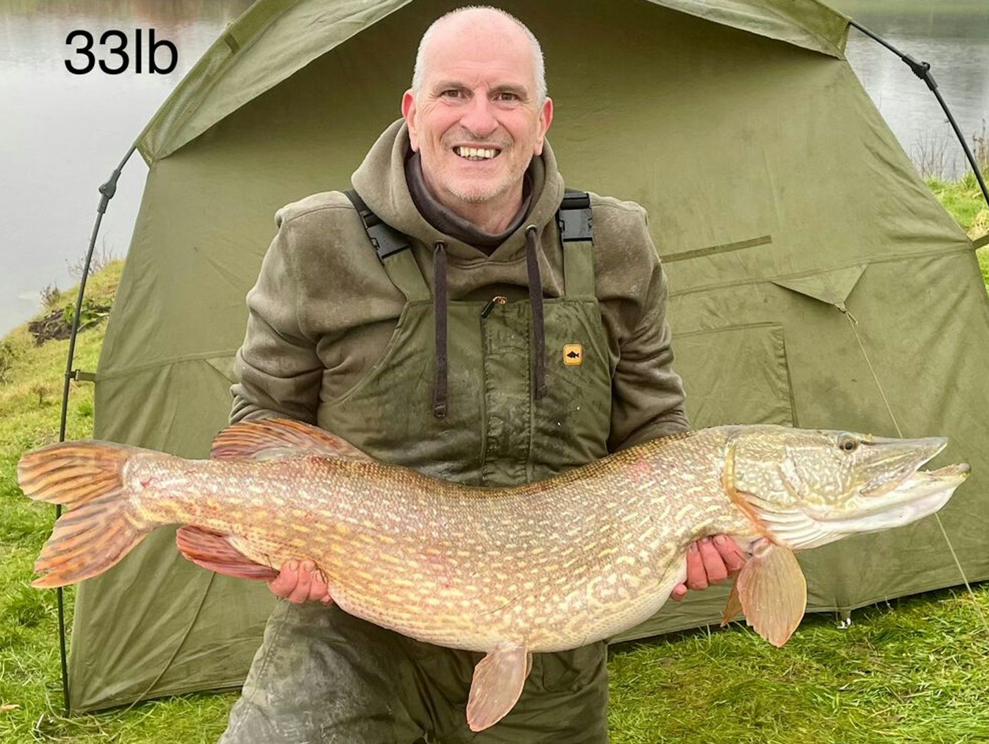 Eric Robinson - 33lb pike