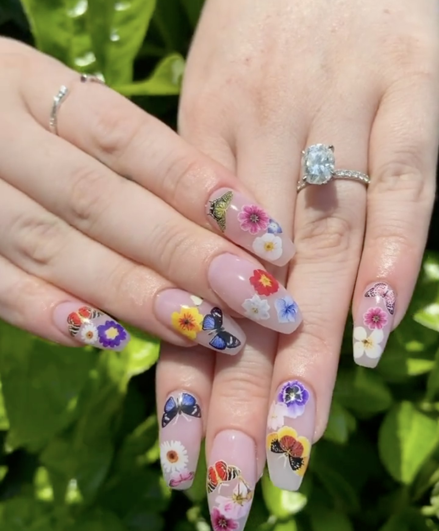 Instagram @stephie_nails