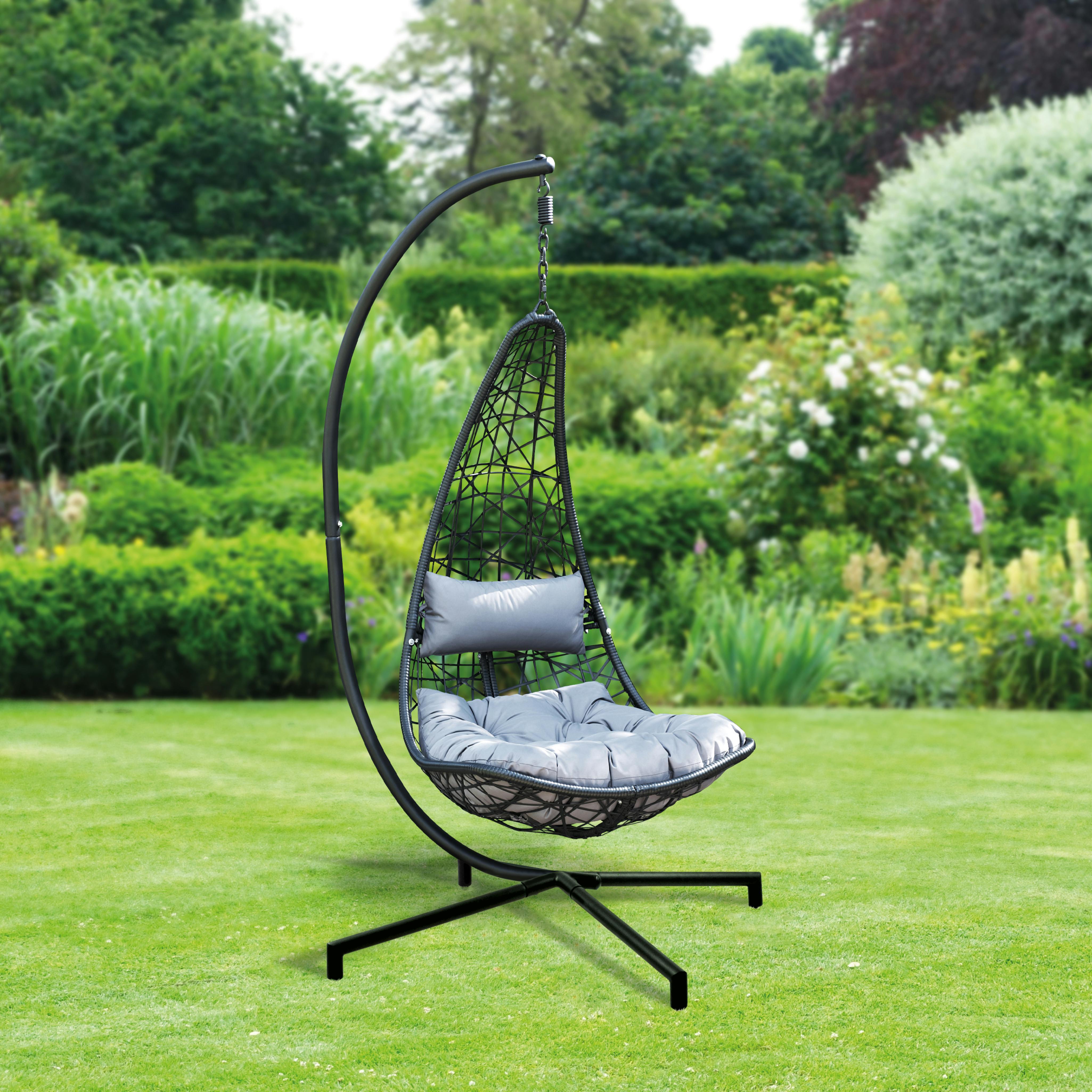 b and m garden swing chair