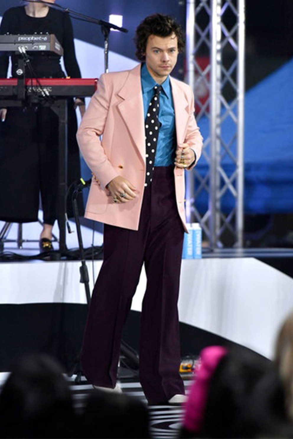 Harry Styles: Best Outfits Of All Time