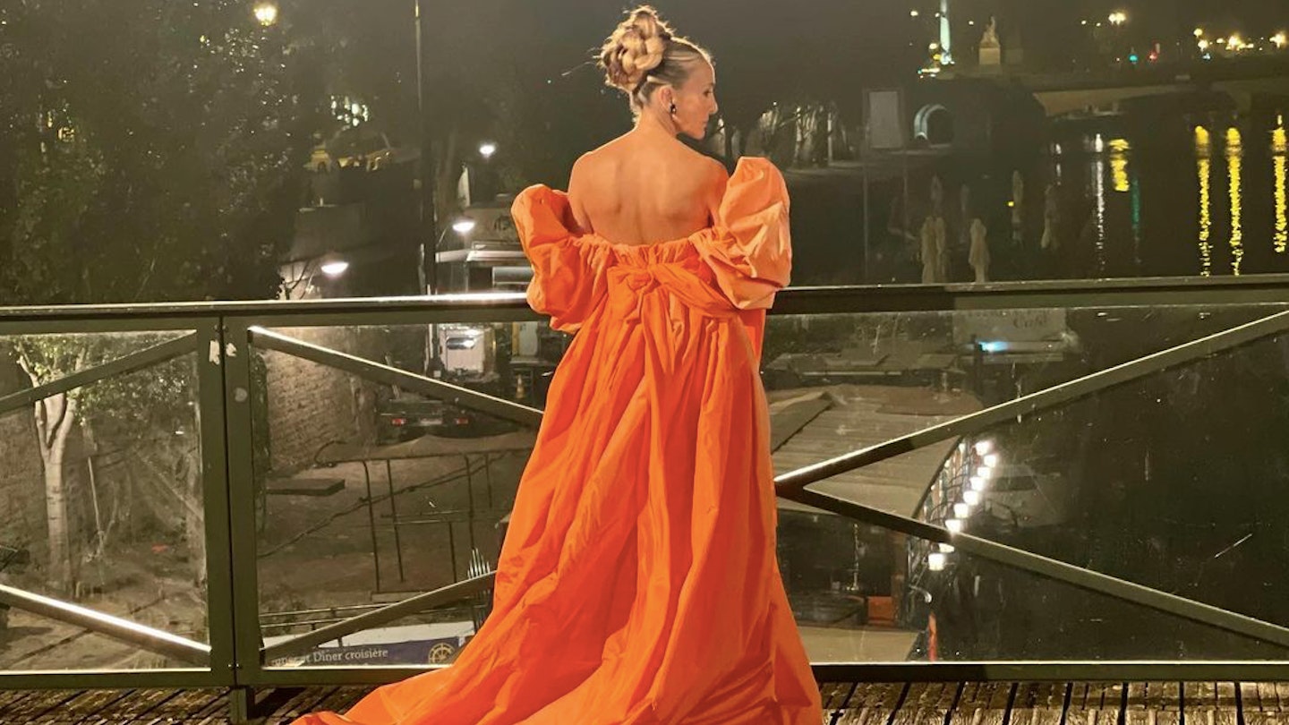 carrie bradshaw brown dress The 36 Most Memorable Carrie Bradshaw Outfits On 'Sex And The City' Ranked In Order Of Fabulousness
