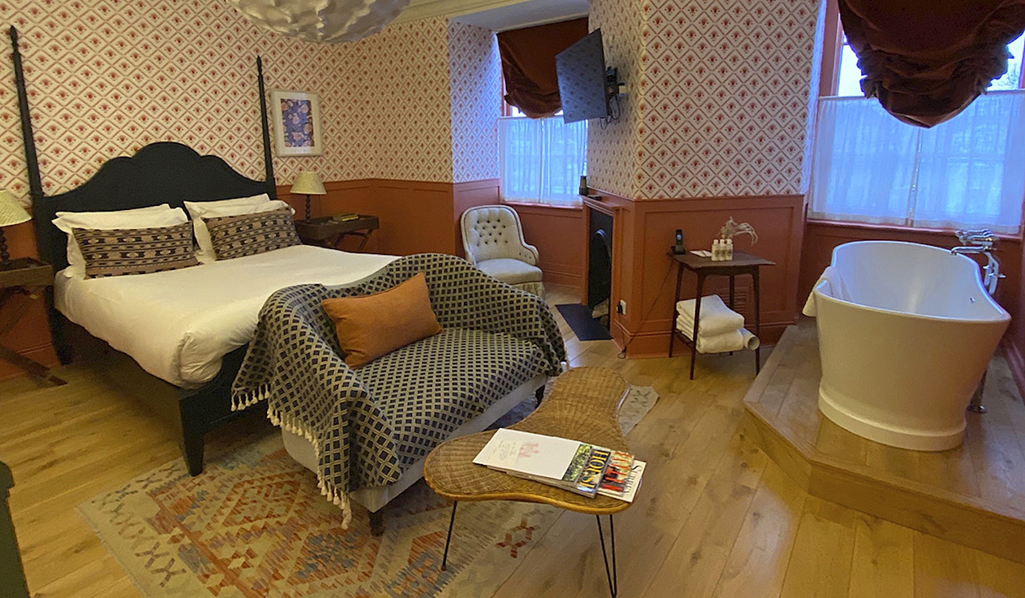 The Mitre Hotel, Royal Room, Thames view 