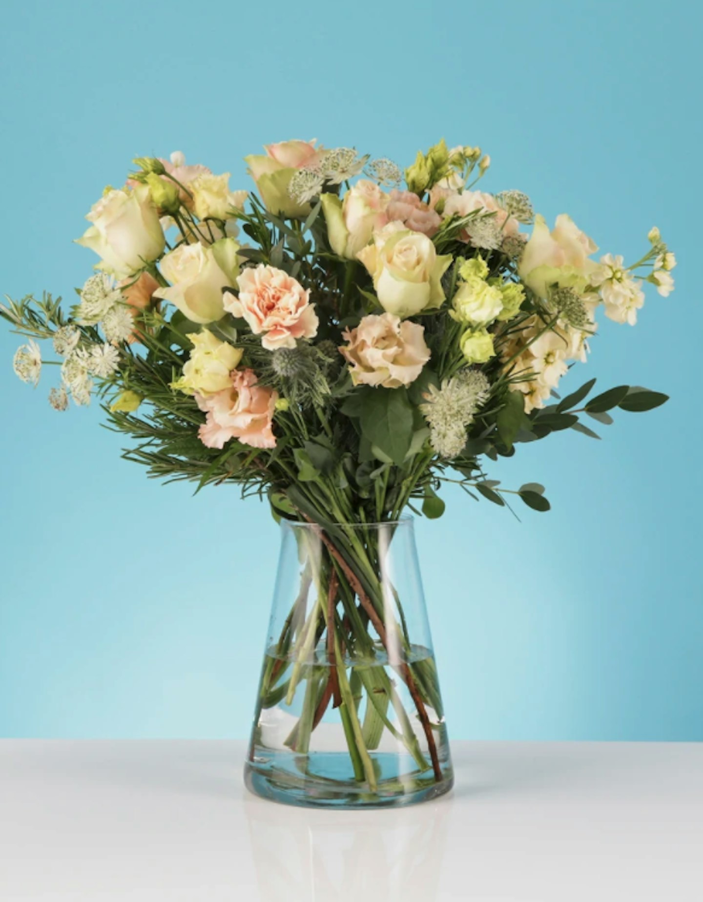 Arena Flowers Cloud 9 Bouquet