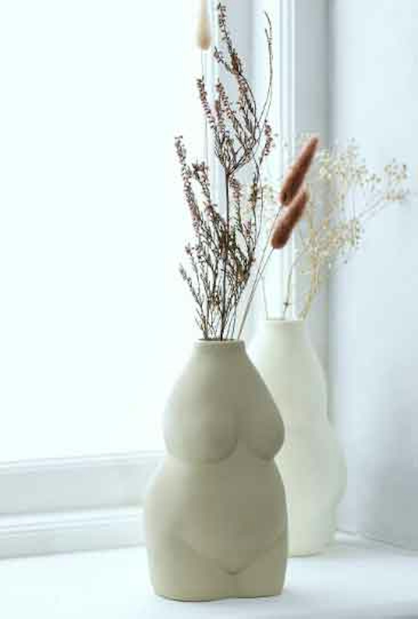 boohoo Stone beige Curve Body Vase