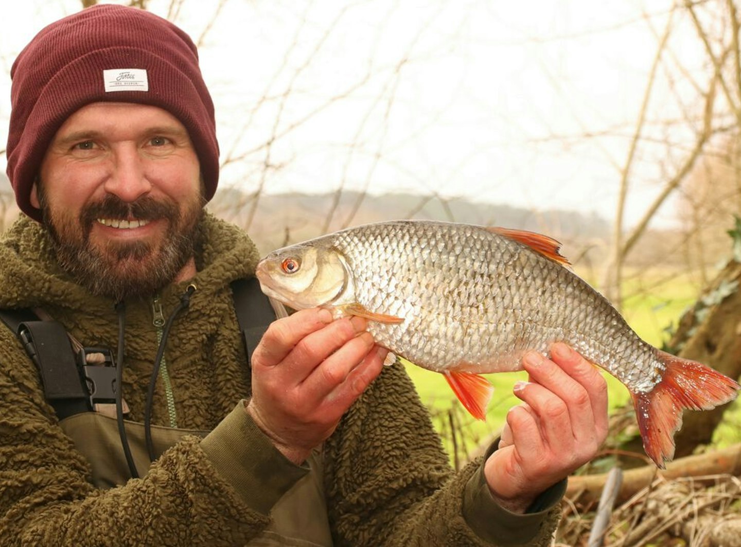Simon Daley – 2lb 10oz roach
