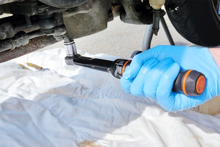Re-fitting a motorcycle sump plug