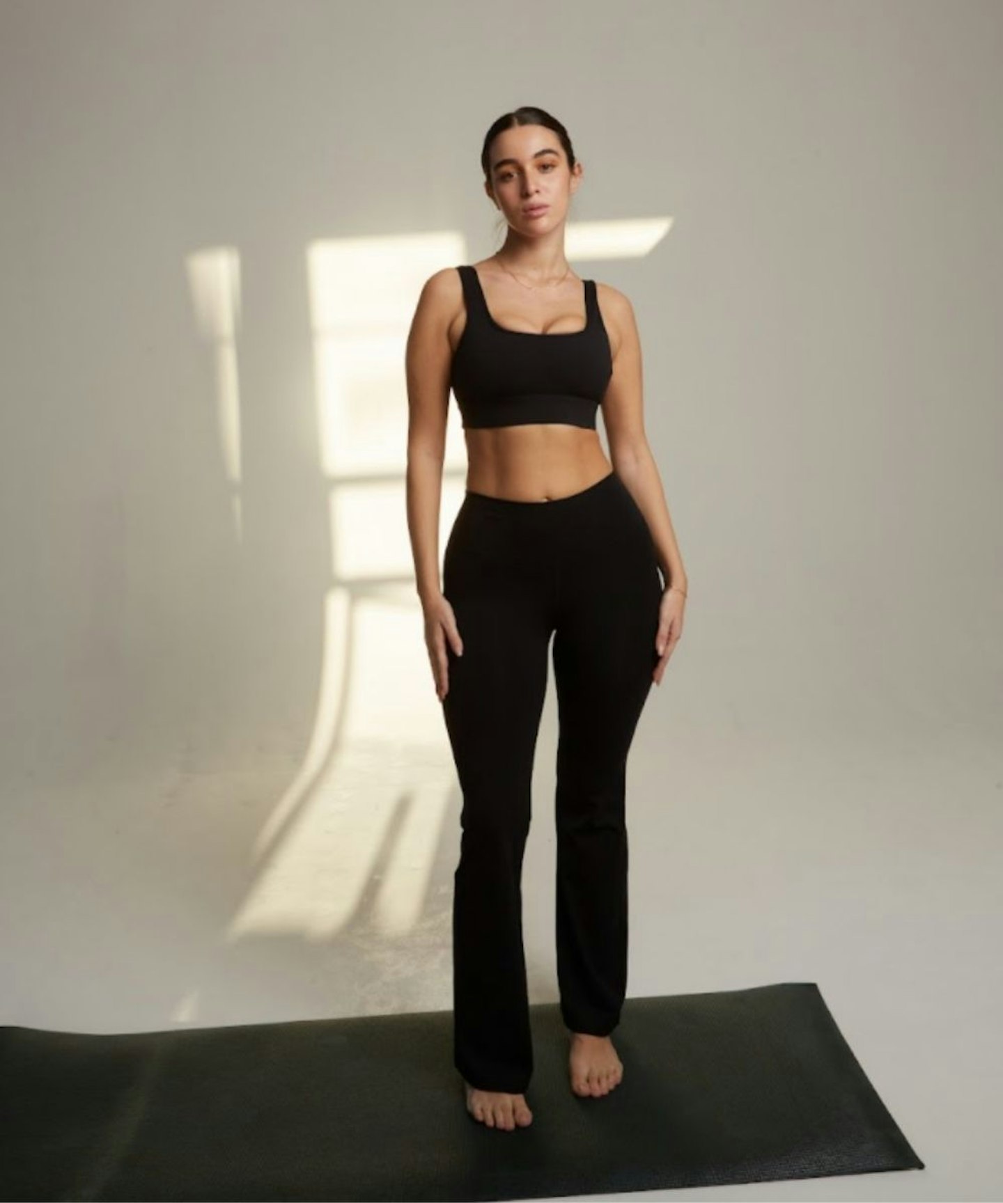 Dayflex High Waisted Flared Yoga Pant - Shadow Black