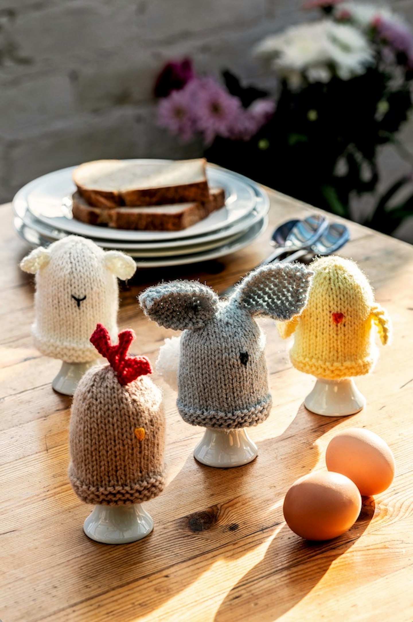 Easter Egg Cosies knitting pattern from LandScape magazine