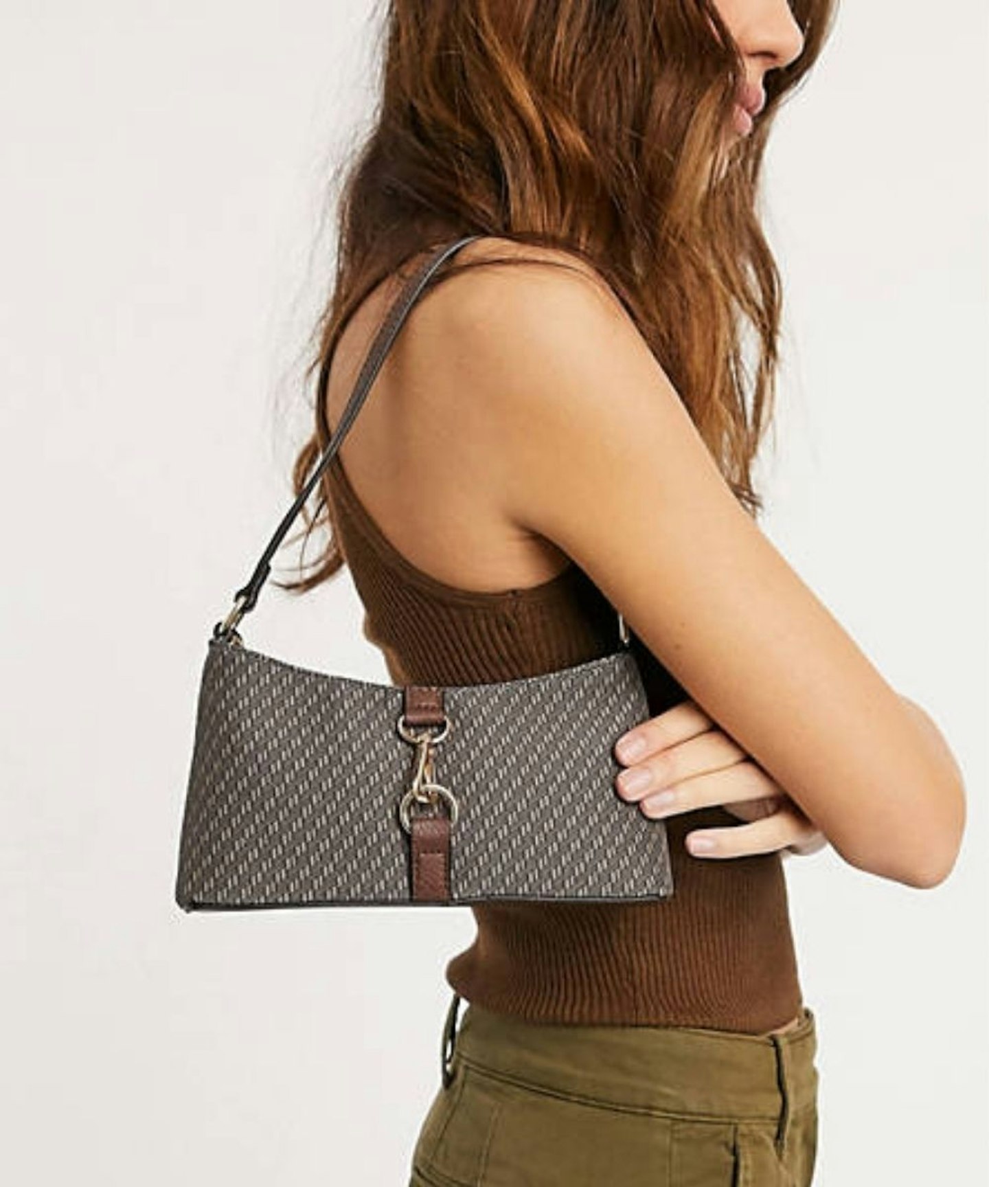 The '90s Shoulder Bags Are Back!