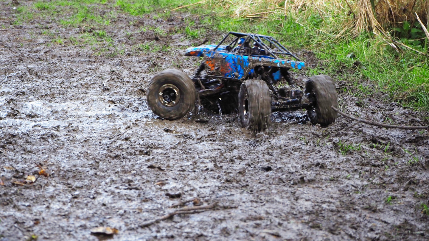 FTX Ravine driving in mud