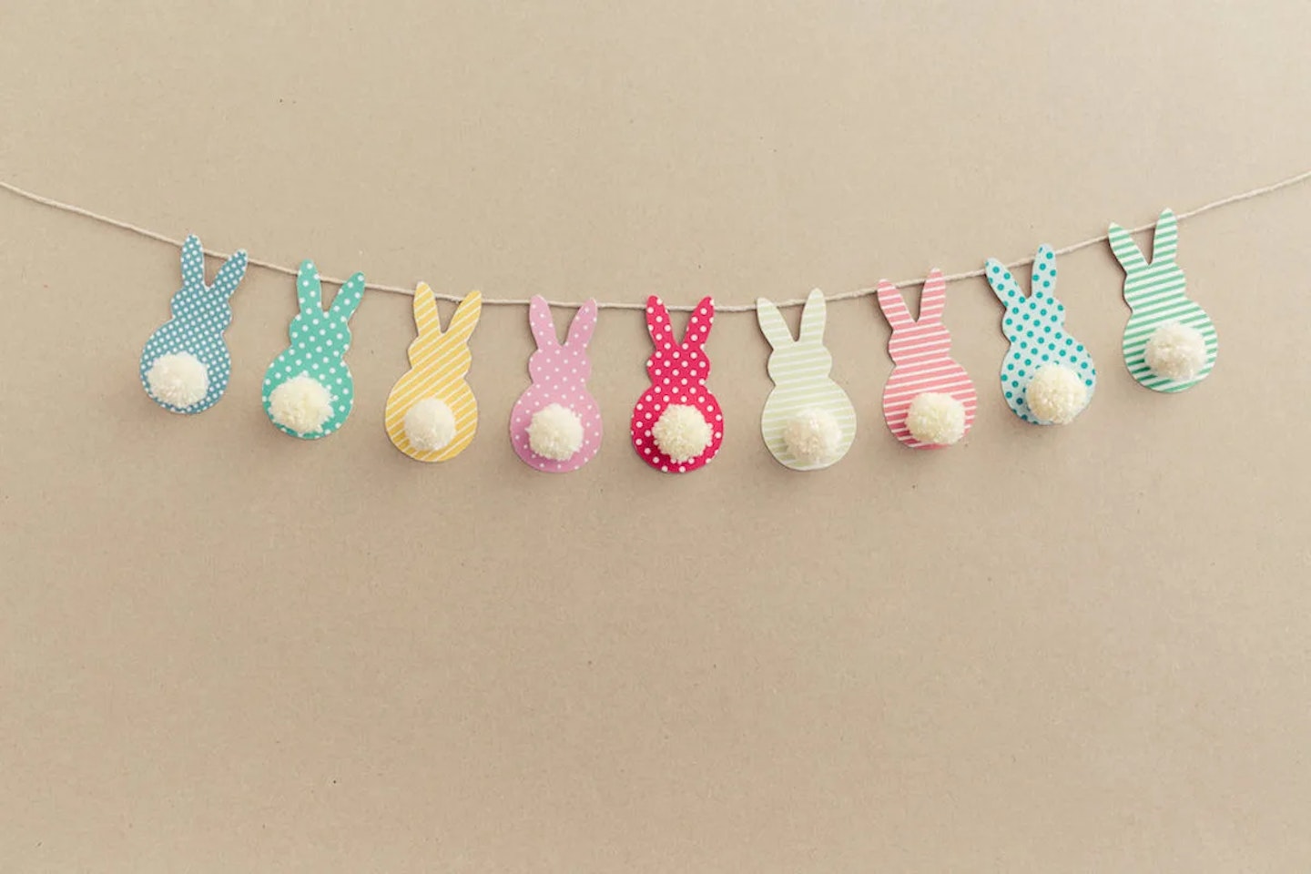 Easter crafts for adults: easter garland