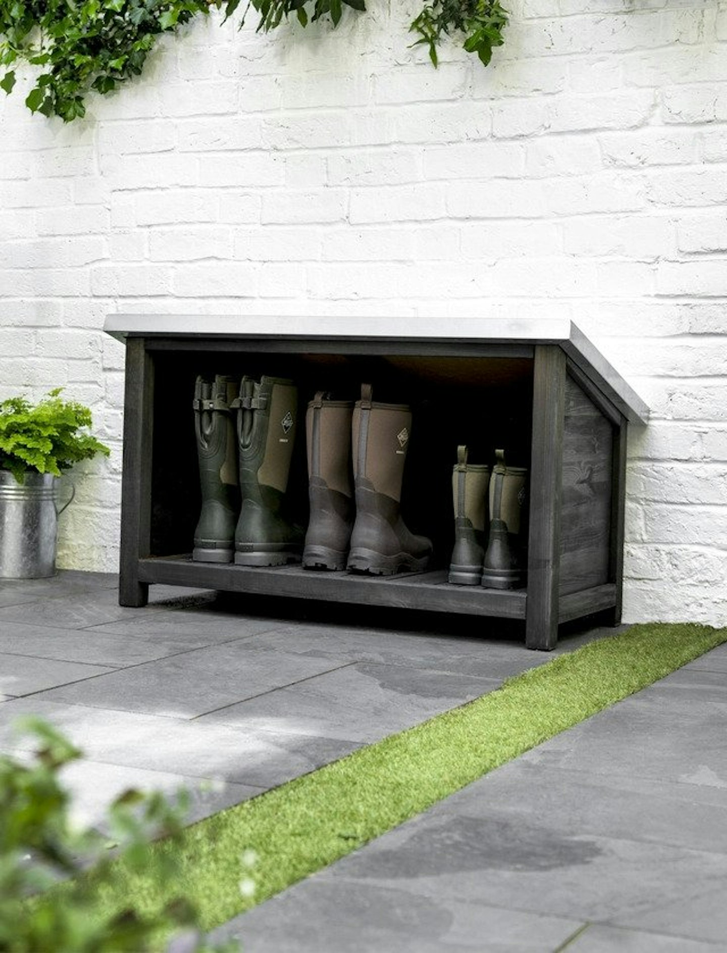 Garden Trading, Welly Store, £230