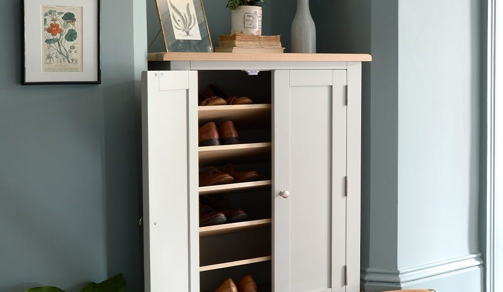 Cotswold company 2025 shoe cupboard