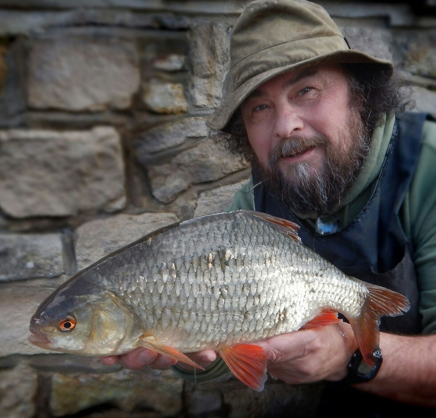 Mark Everard – 2lb 12oz roach