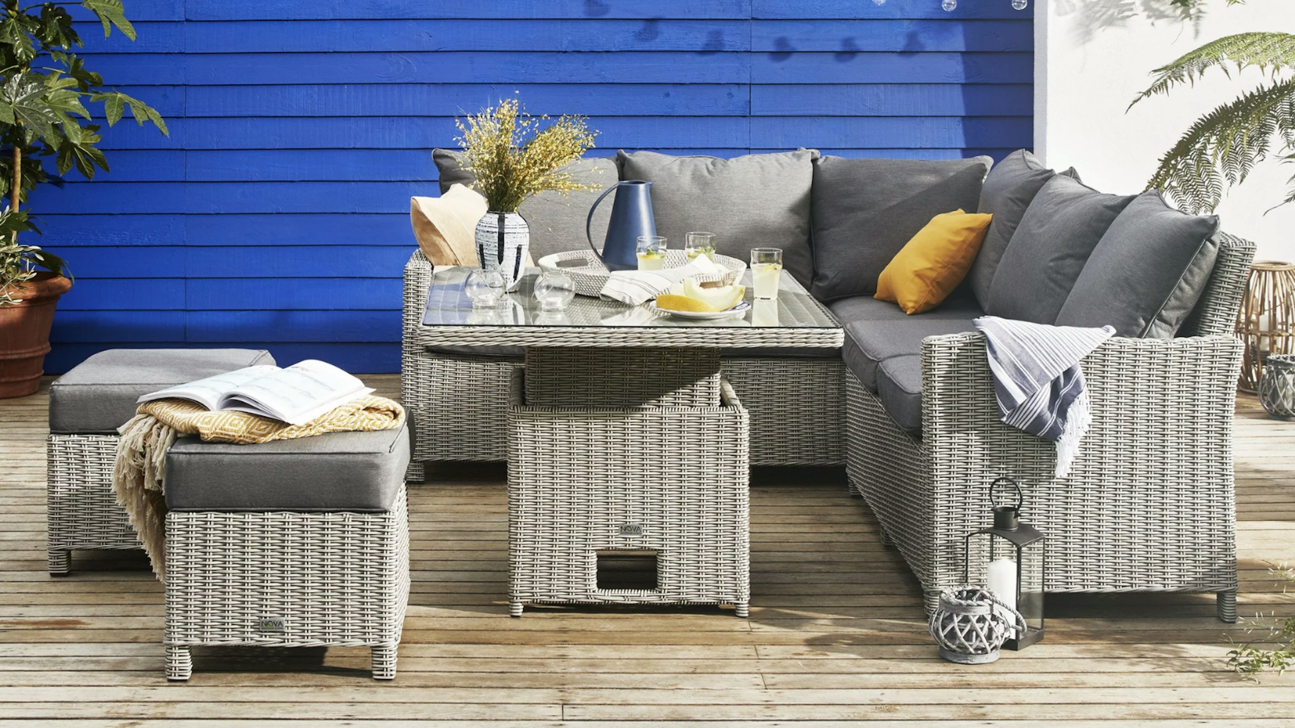 Sofa dining set