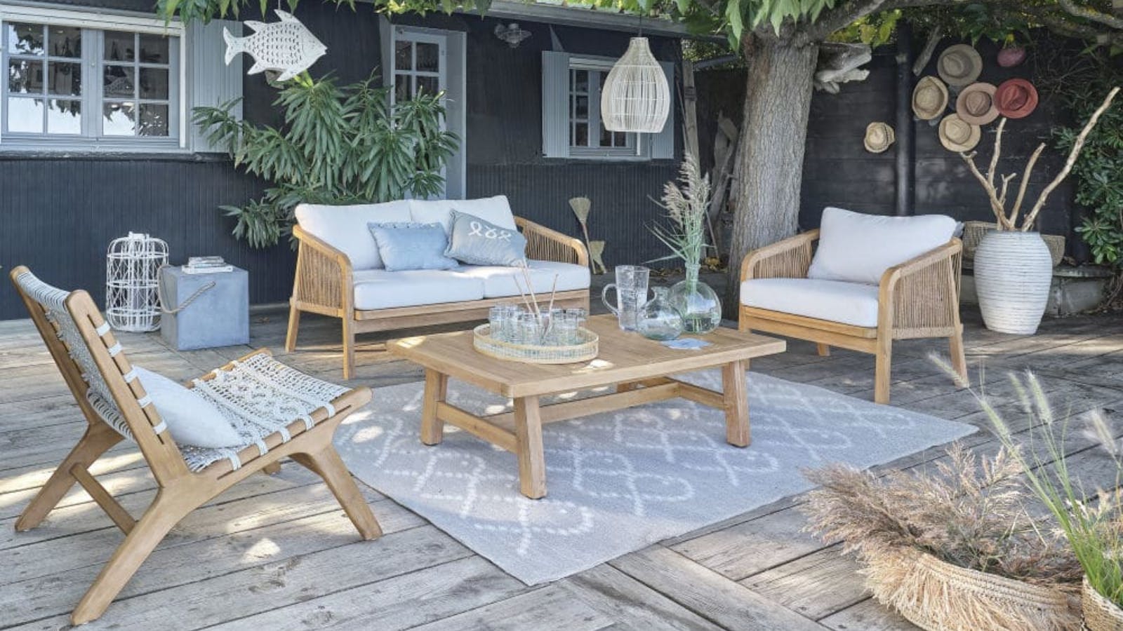 Beach garden ideas to create a calm coastal oasis Modern Gardens