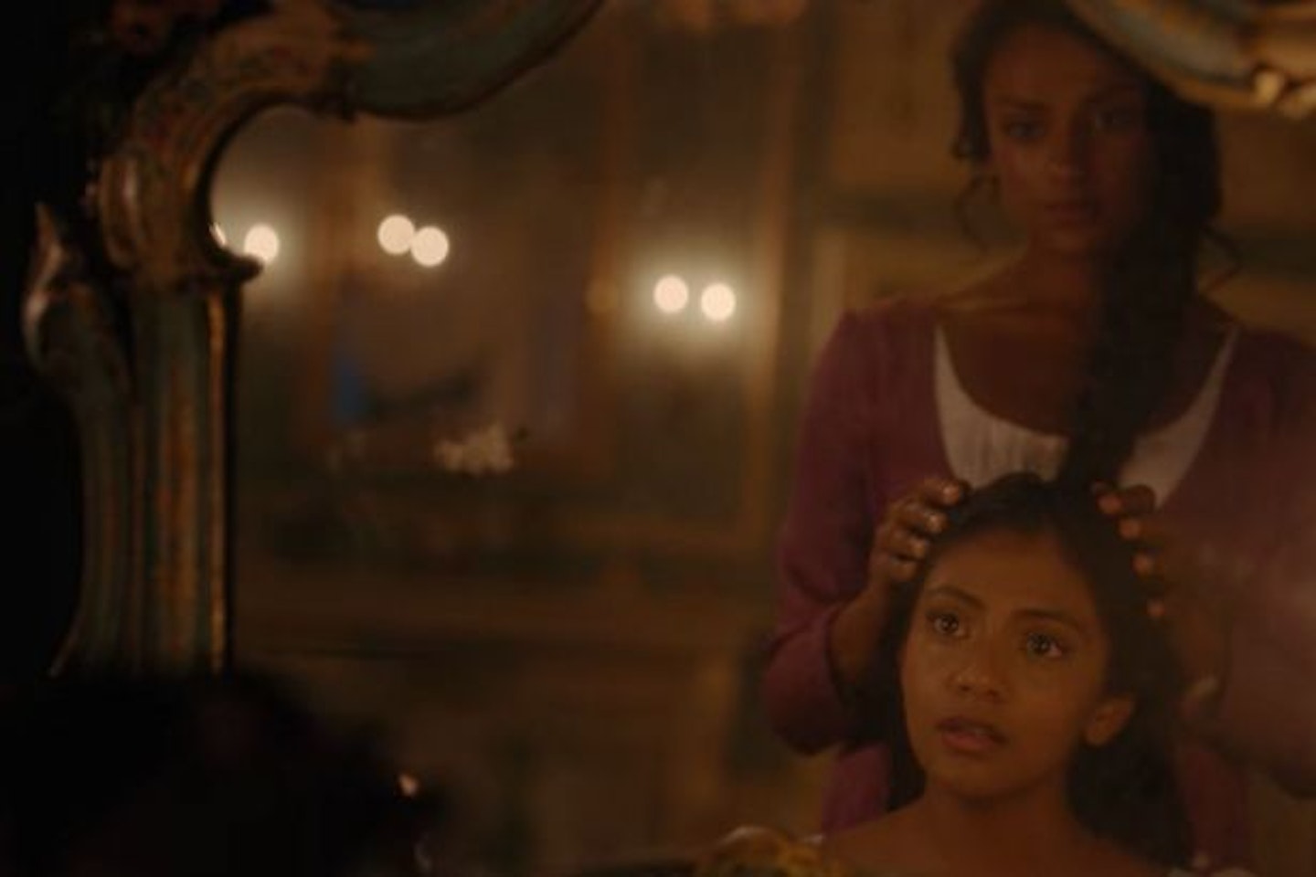 Thanks To Bridgerton, We Can't Stop Talking About Hair Oiling 