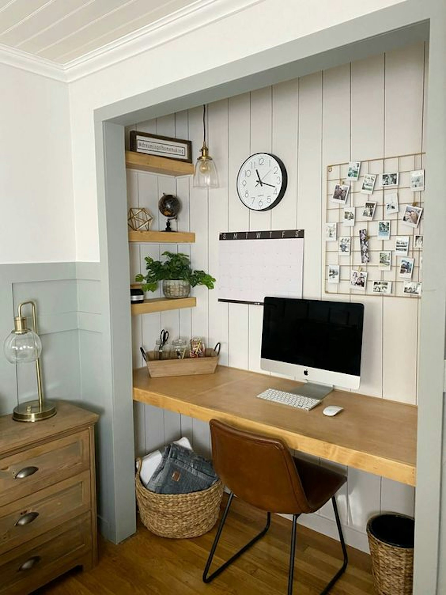 home office decor ideas- closet office