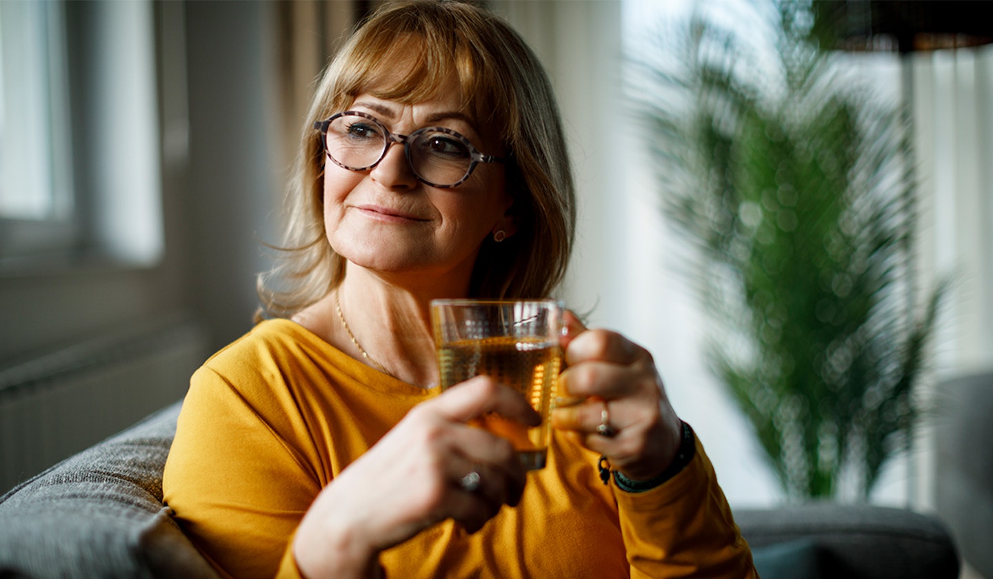 woman drinking green tea