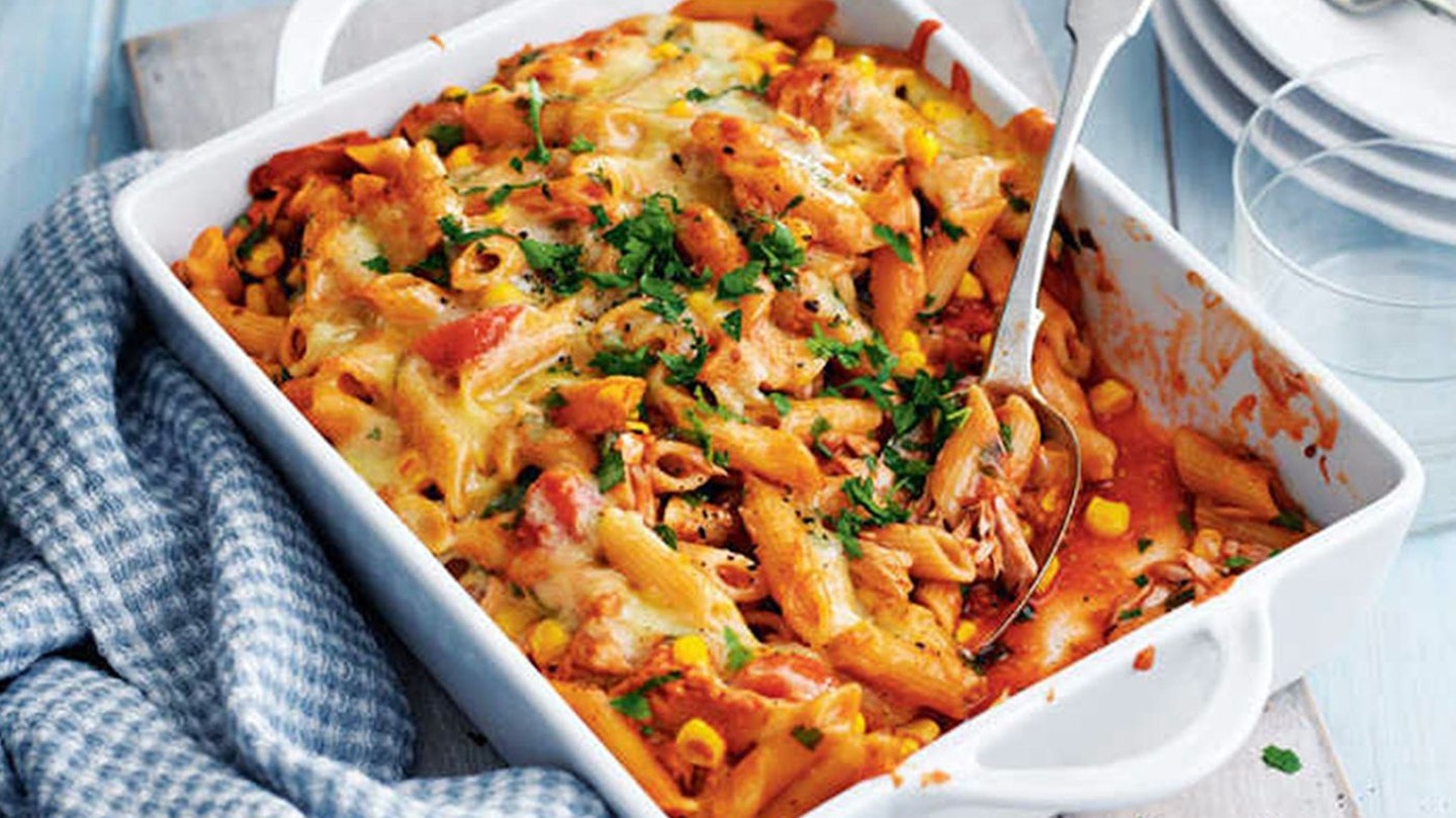 Tuna pasta bake