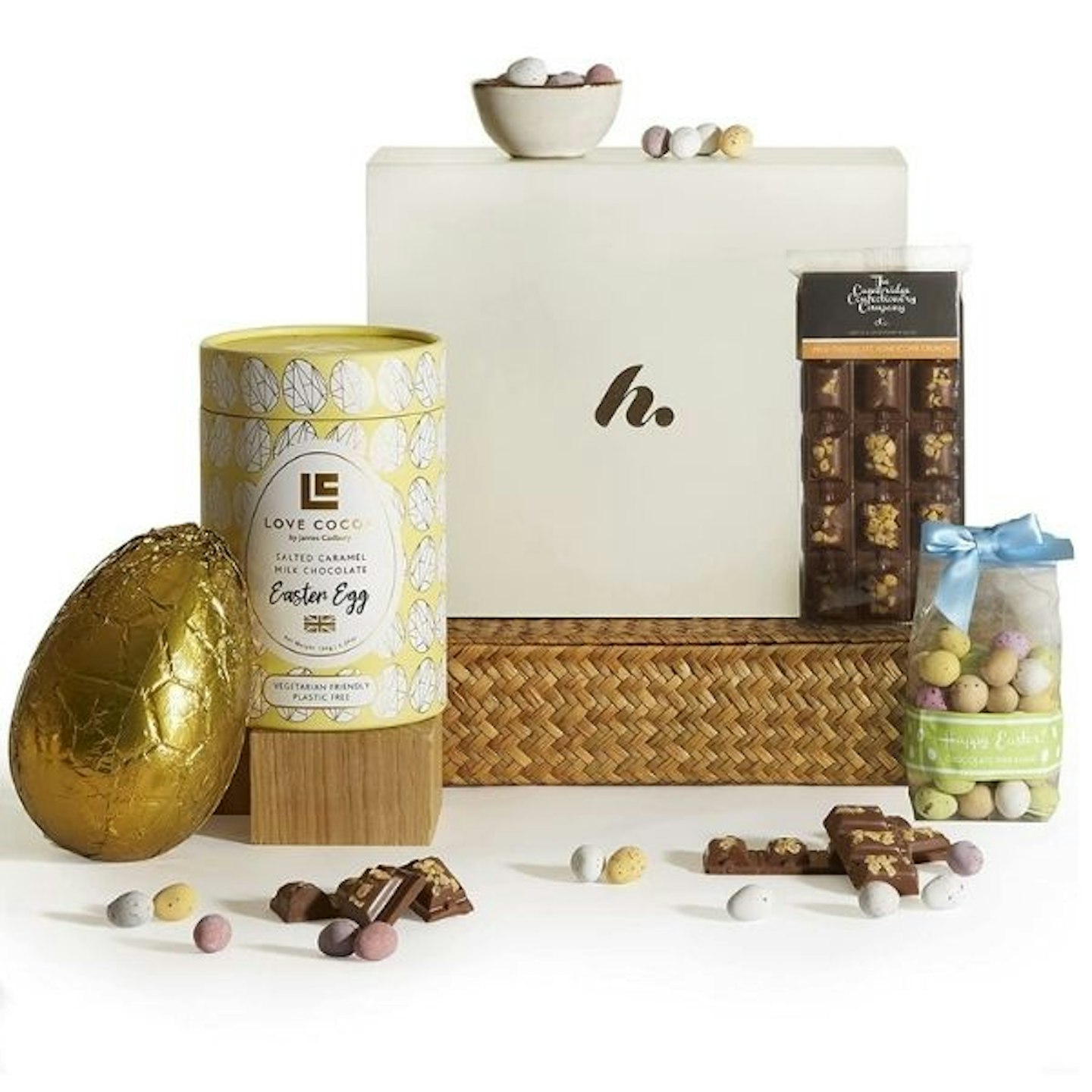 Luxury Easter Egg & Chocolates Gift Hamper - Chocolate Easter Gift Hampers