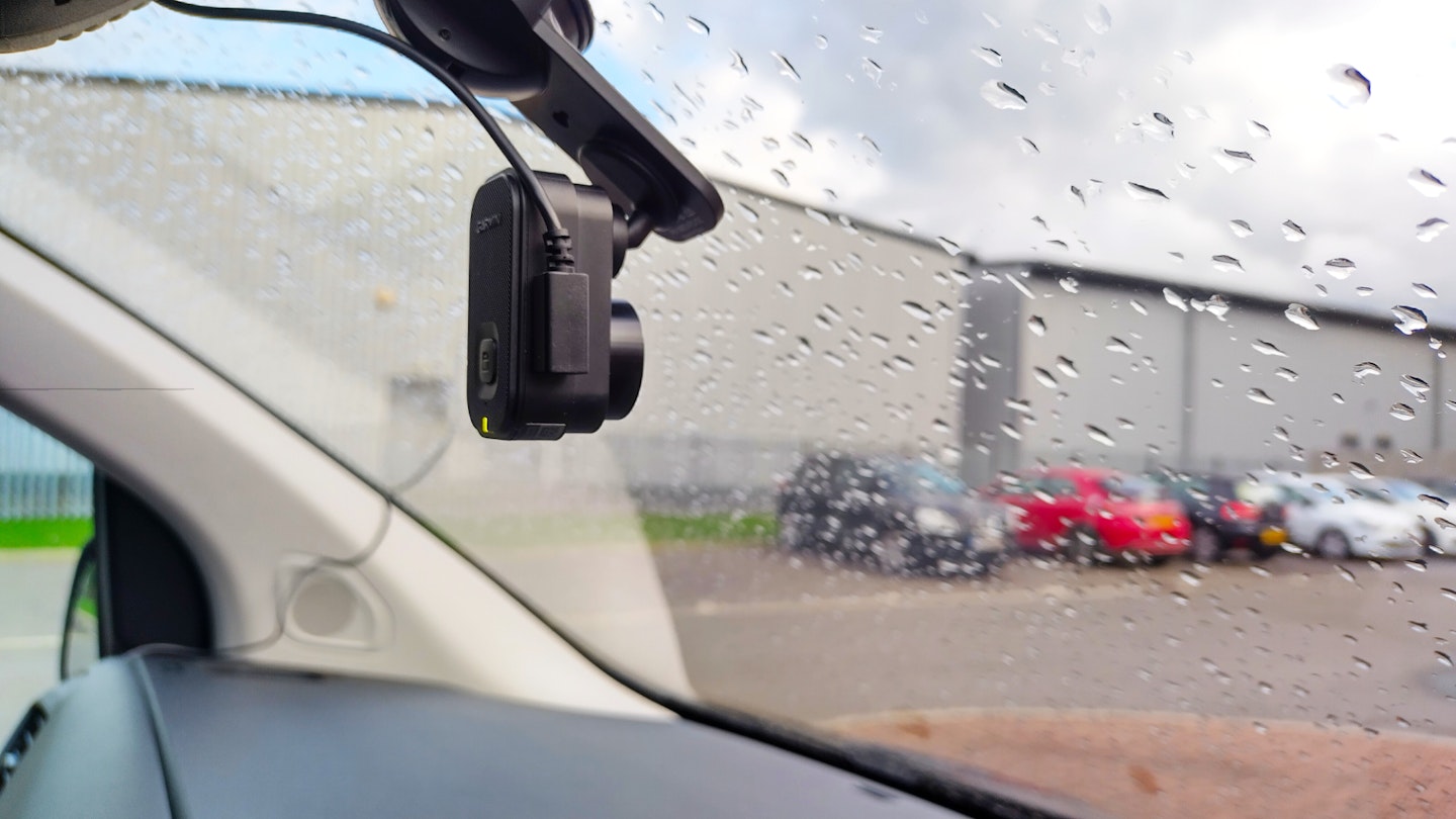 Garmin Mini 2 mounted on car windscreen