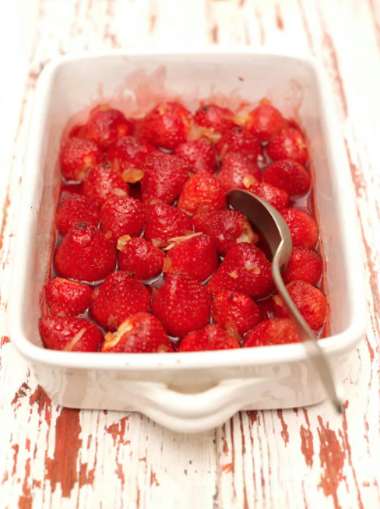 Grilled strawberries with Pimm's