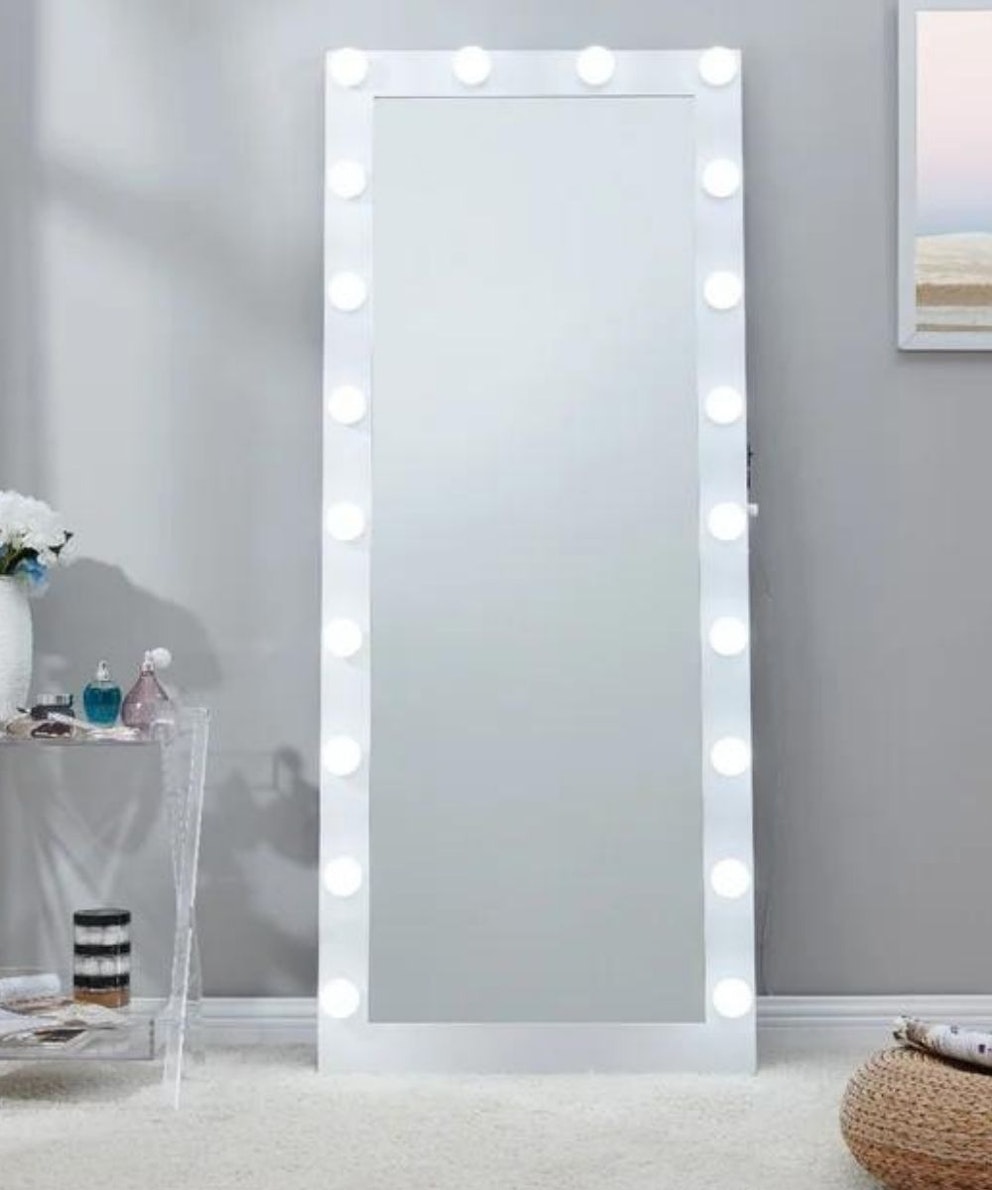 Best LightUp Mirrors Inspired By MollyMae