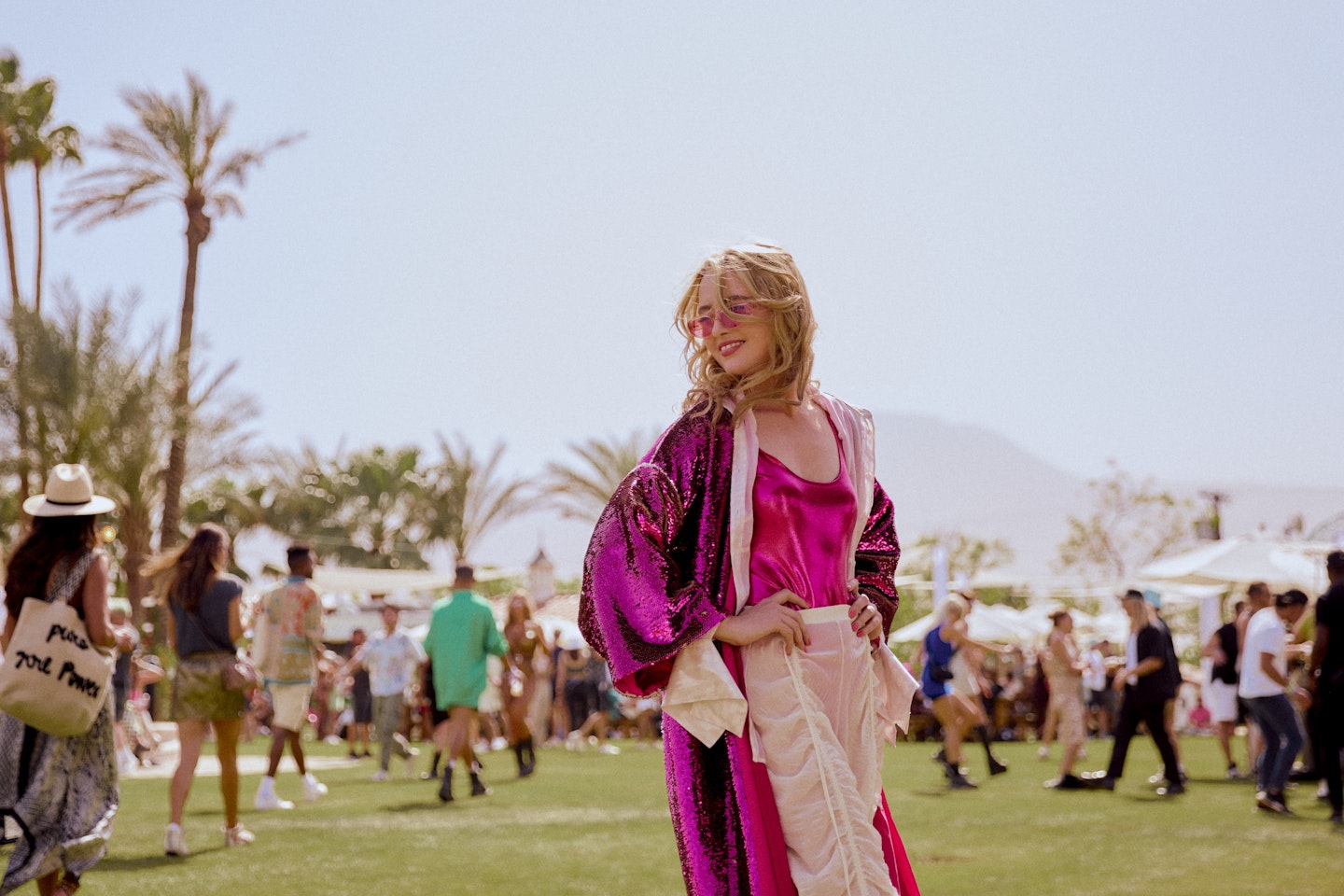 From Coachella: Daniel Caesar Provides a Silhouette of Beauty, Arts