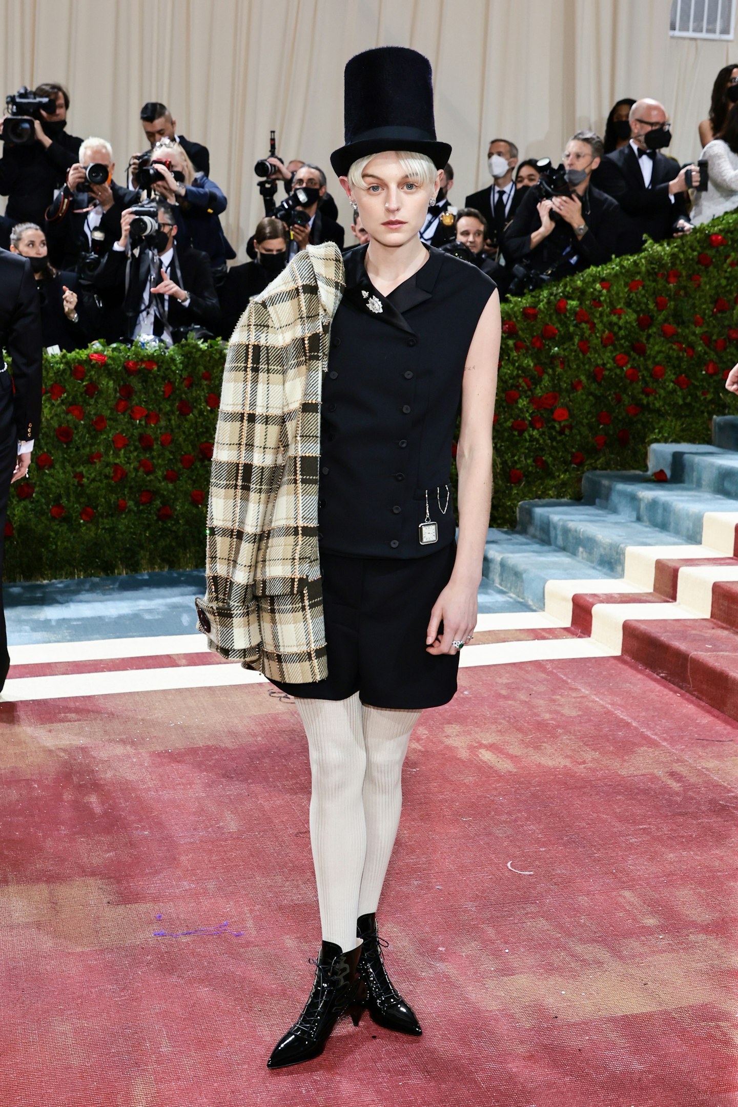 Emma Corrin 2022 Met Gala