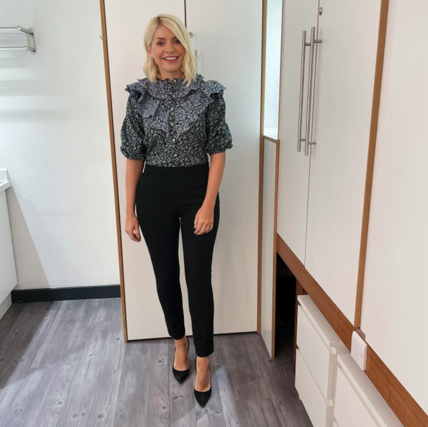 holly willoughby this morning outfit 3 may 2022