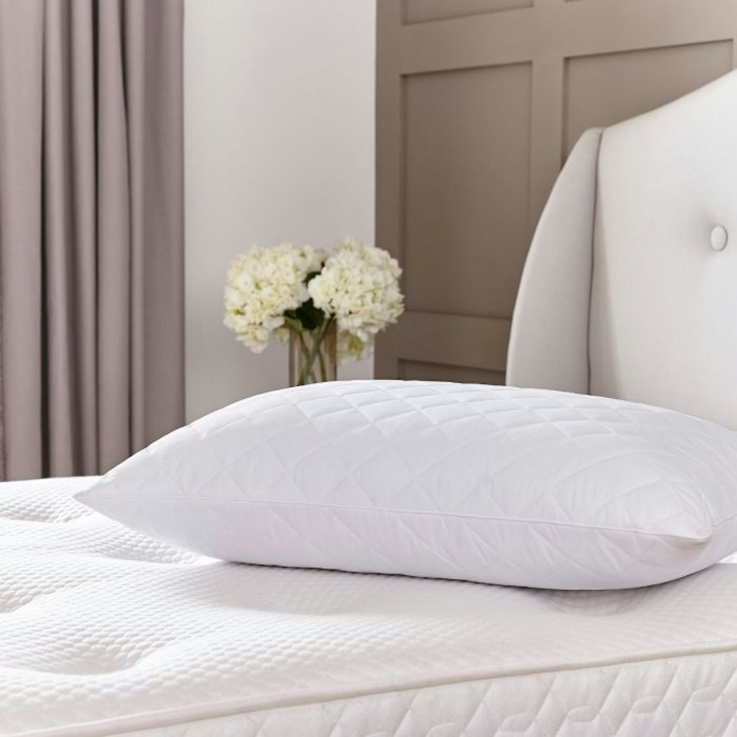 Silentnightu2019s Luxury Anti-Snore Pillow