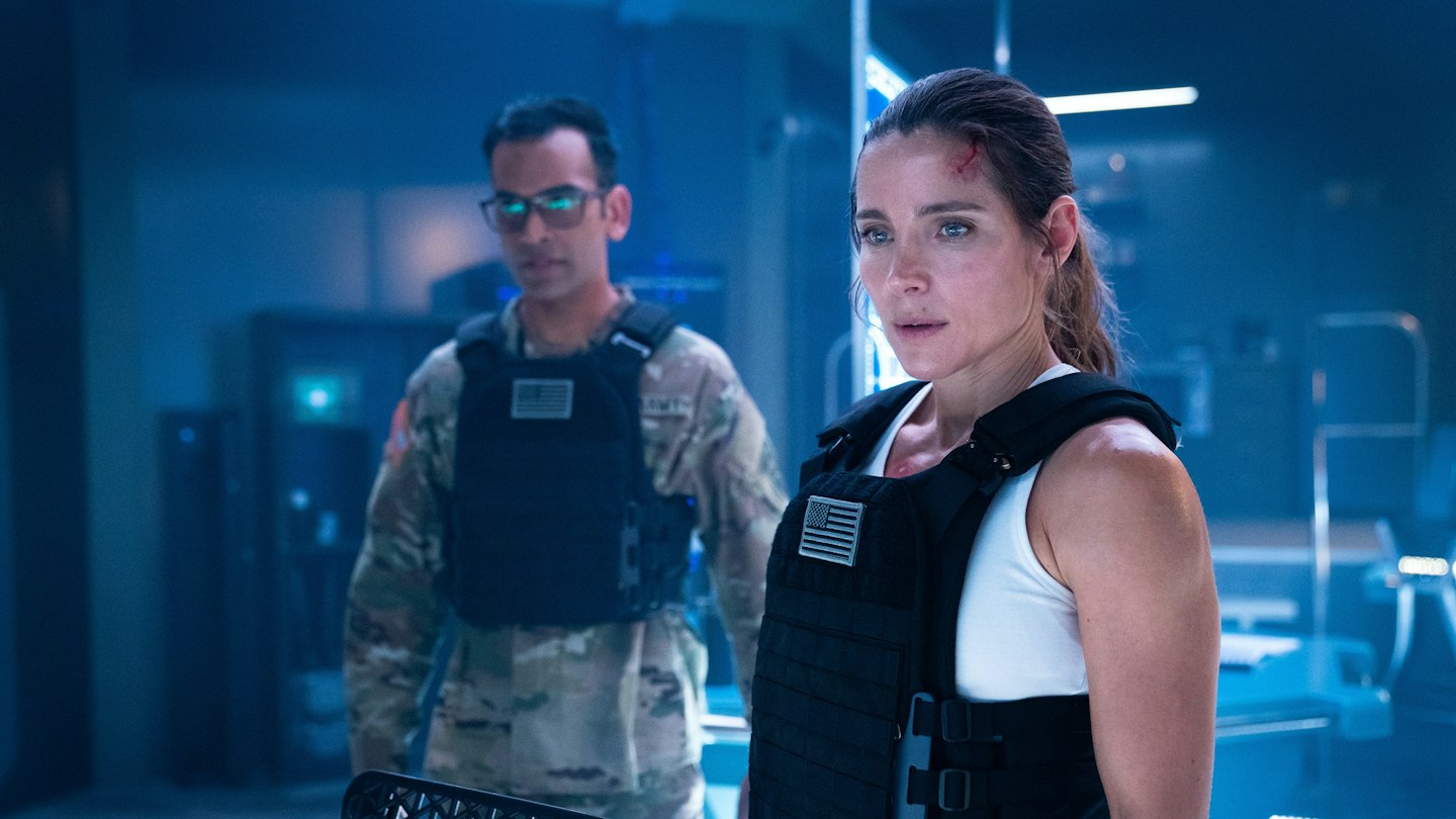 Interceptor Trailers Elsa Pataky's Under Threat In The Interceptor Trailer