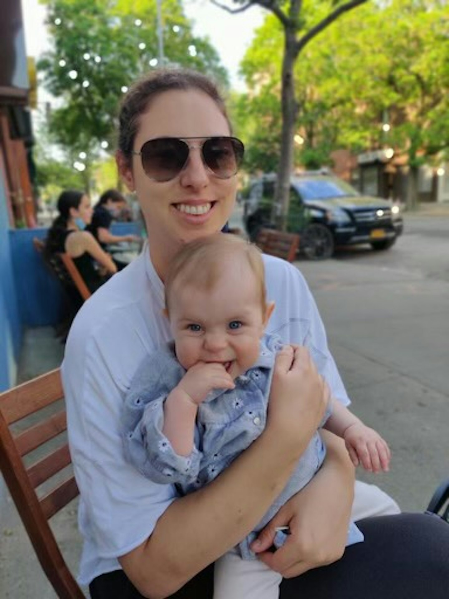 Daniella with her daughter Elodie