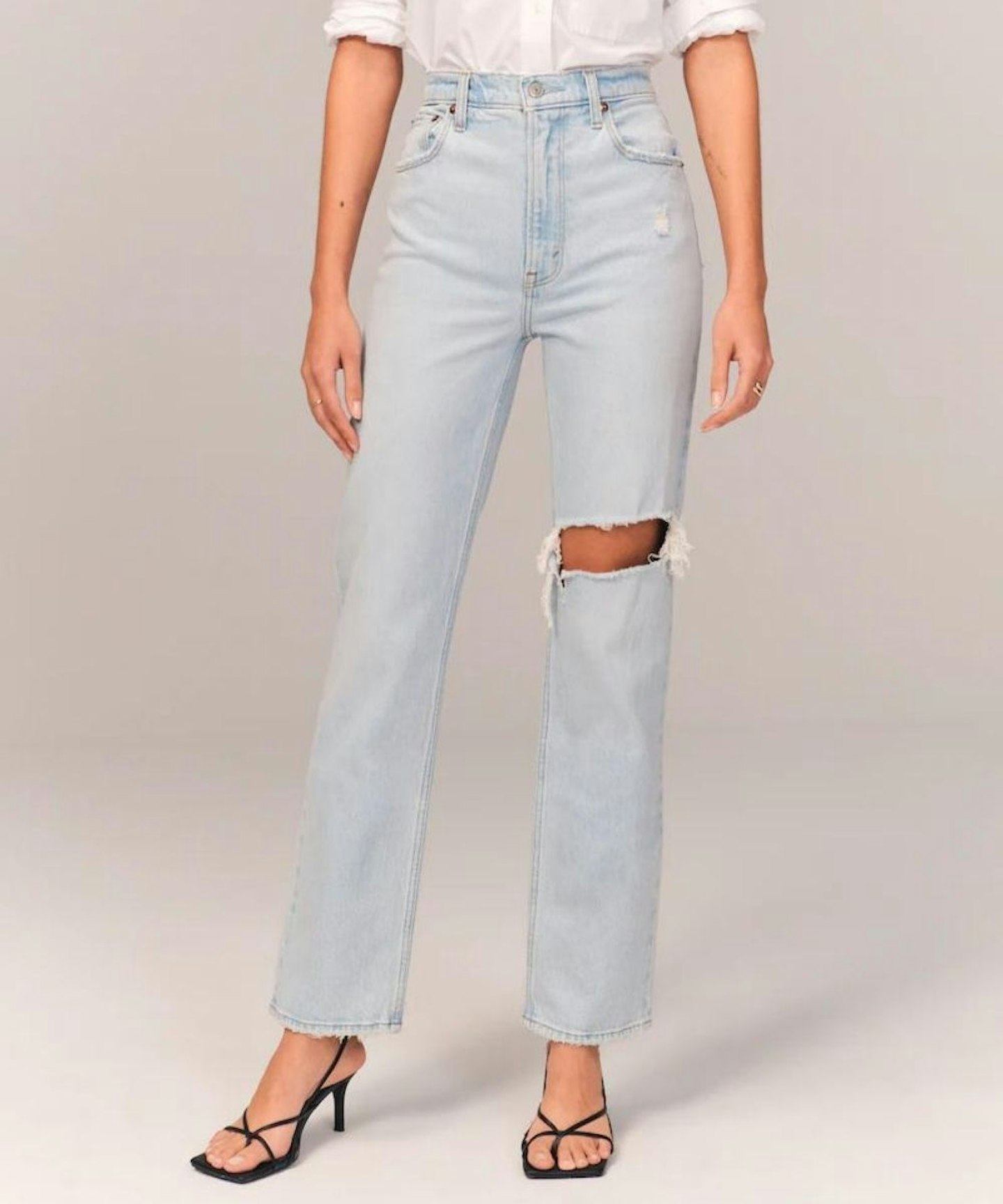 A&F Ultra High Rise 90s Straight Jean