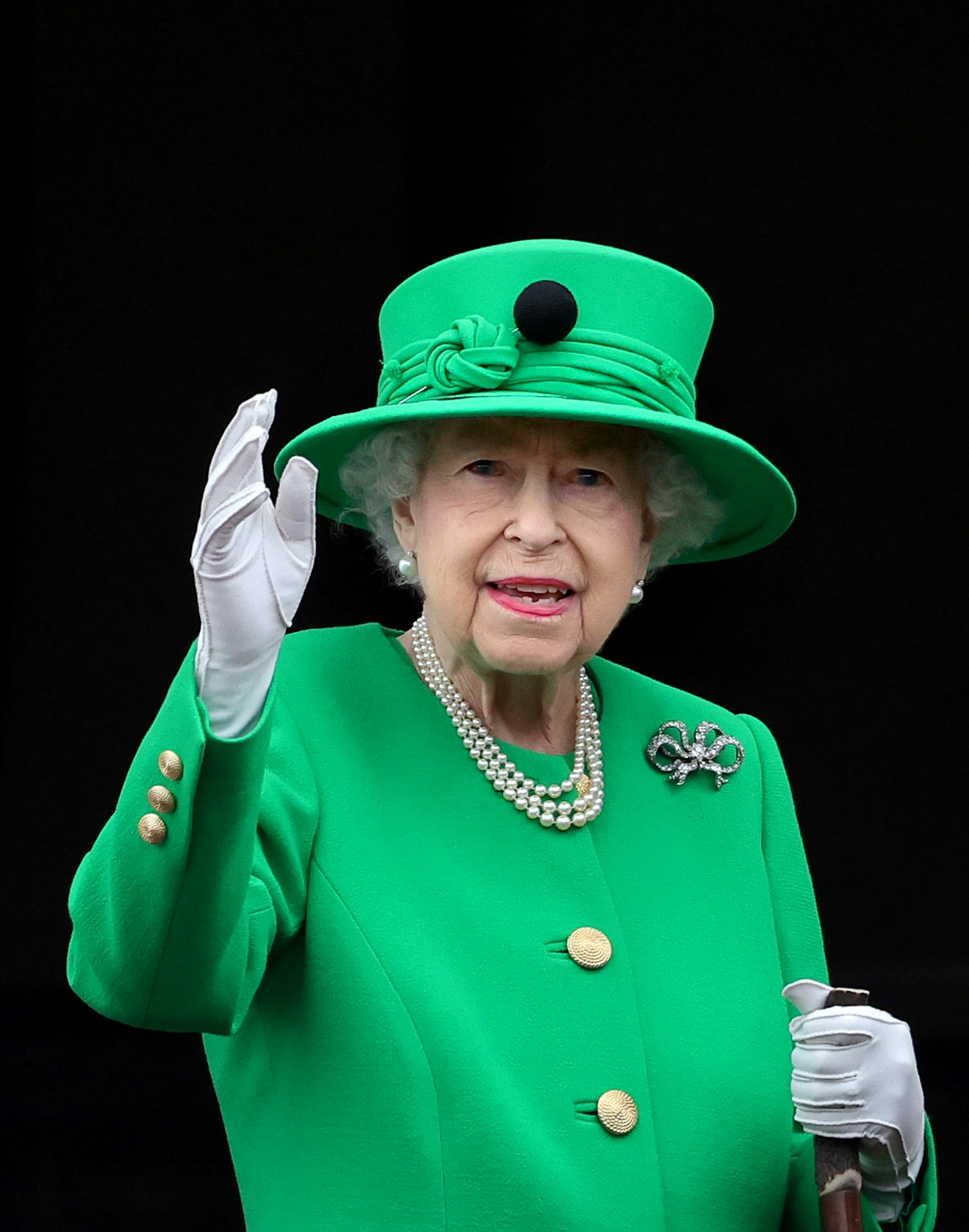 The Queen in Kermit green