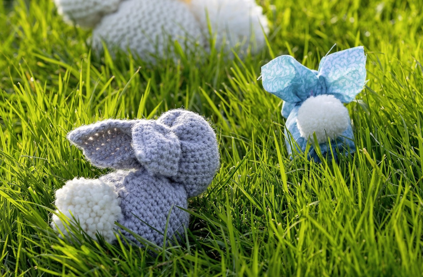 Knitted Easter Bunnies seasonal craft project