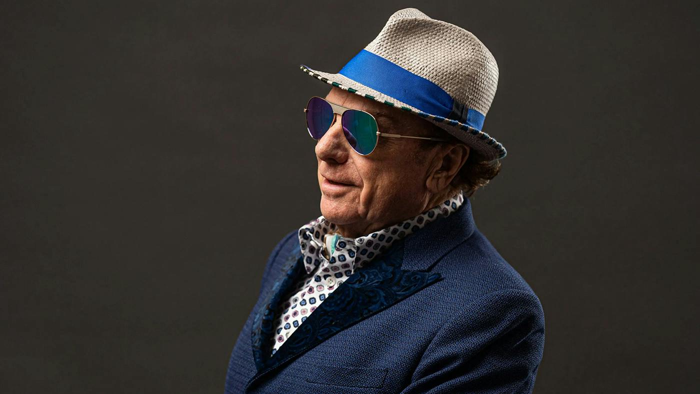Billy Bragg Interviews Van Morrison! - Vimarsana News