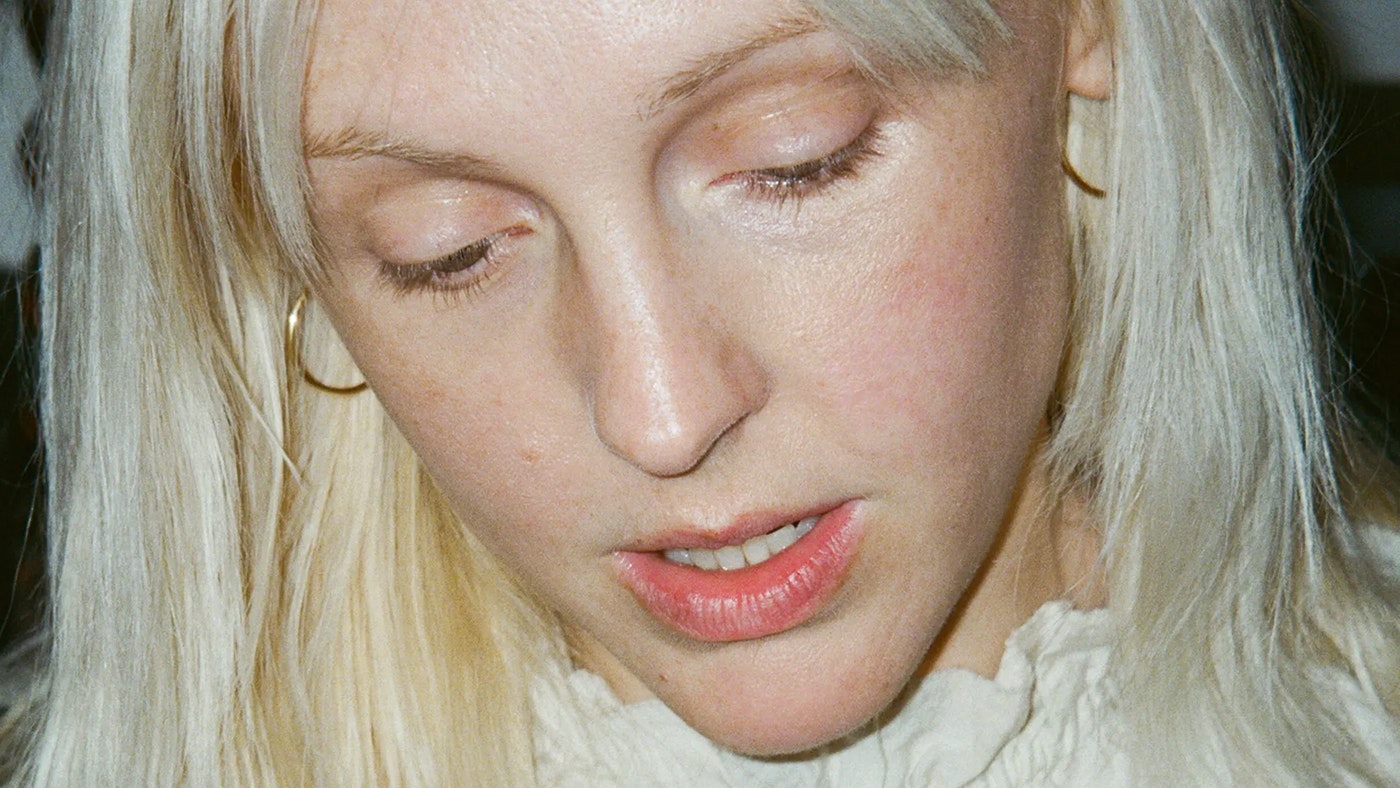 Laura Marling Patterns In Repeat Review laura-marling-patterns-in-repeat-review