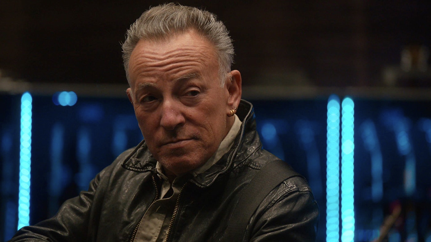 Bruce Springsteen: “How your country steers itself is under your stewardship...”