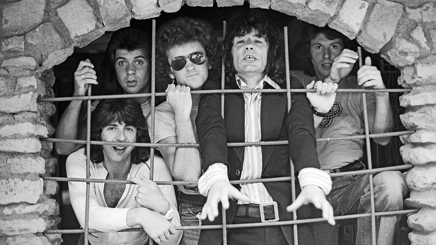 The Sensational Alex Harvey Band Reviewed: Mammoth boxset celebrates 70s rock’s greatest showmen