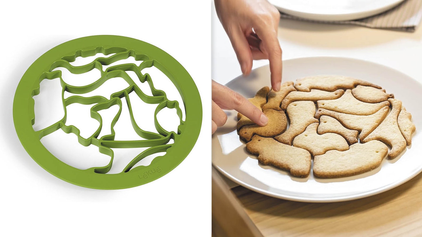 Animals Cookie Cutter Puzzle and biscuits